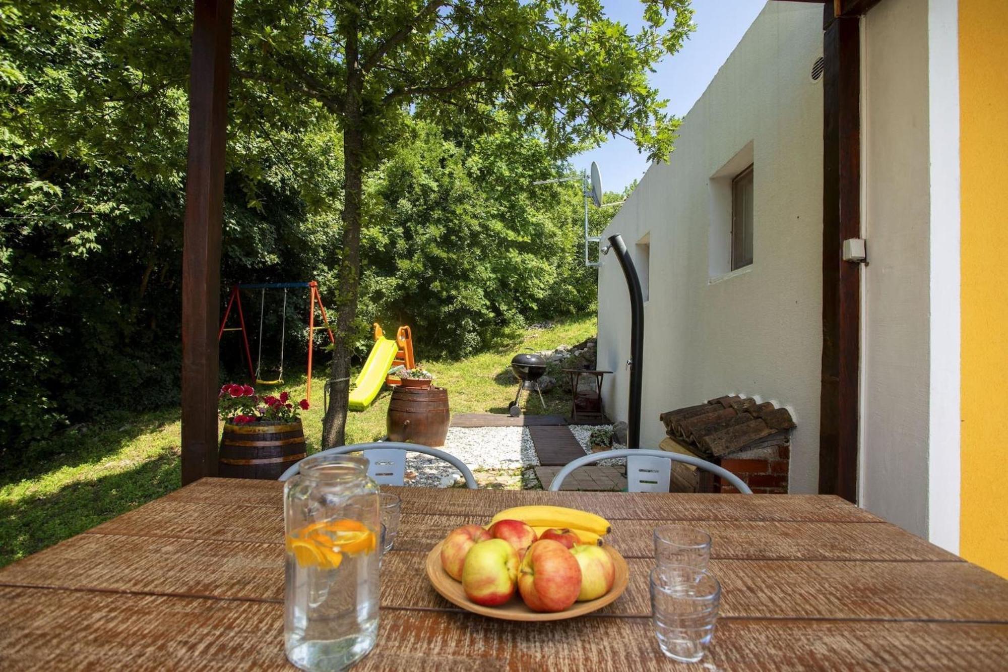Holiday Home Deborah With Private Pool 拉宾 外观 照片